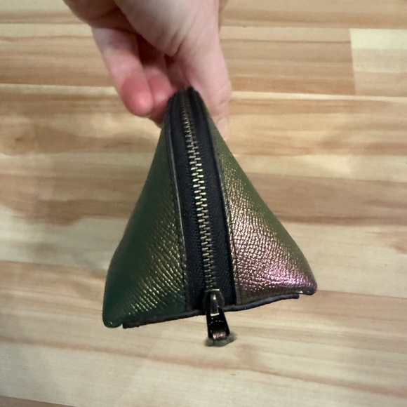 Coach Hologram Irridescent Make up Case - Picture 2 of 11